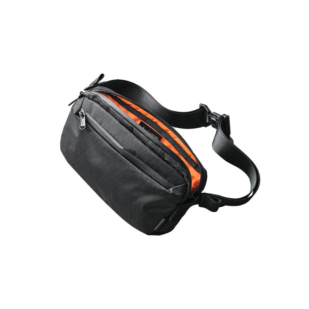 Alpaka Go Sling Bag Mini Limited Edition - Black VX21