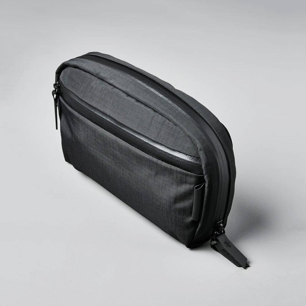 Alpaka Toiletry Bag - Axoflux Black