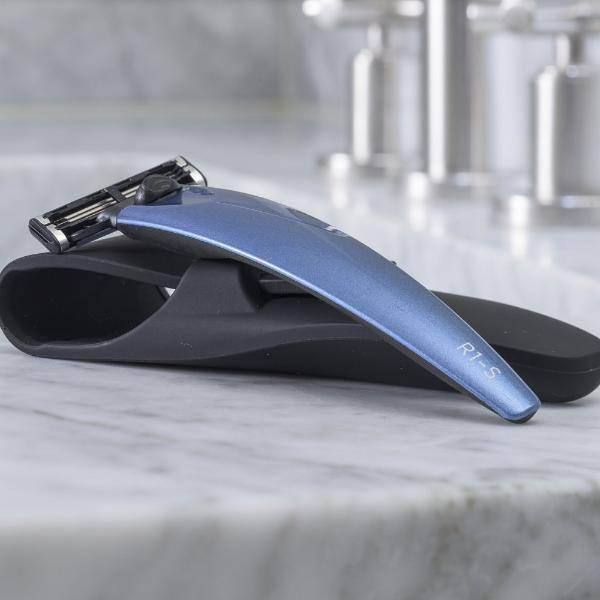 Bolin Webb R1-S Mach3 Razor & Case Set - Blue