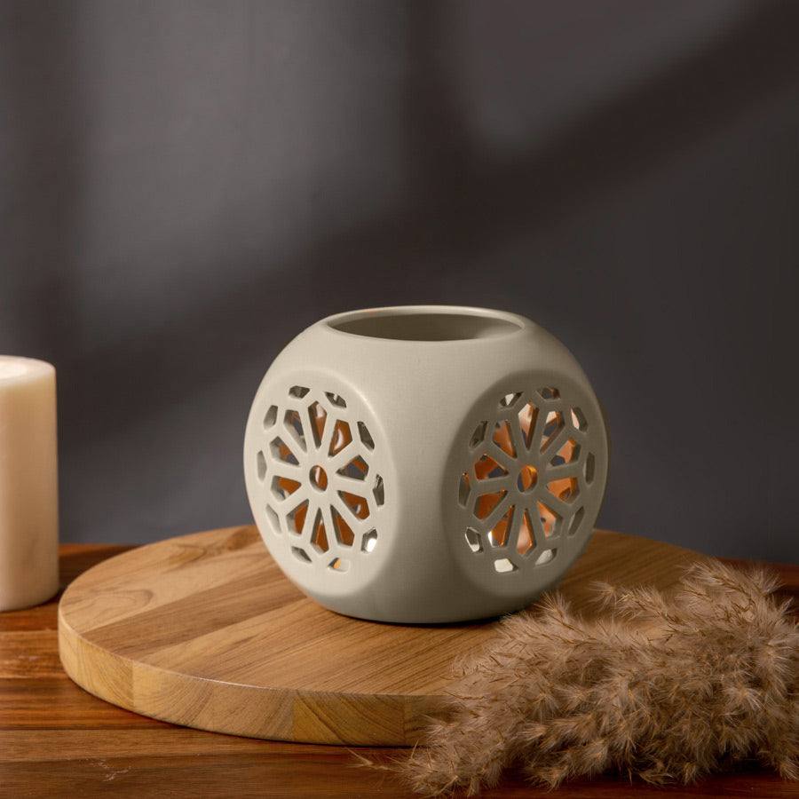 Enhabit Fiore Ceramic Tealight Holder Medium - Beige