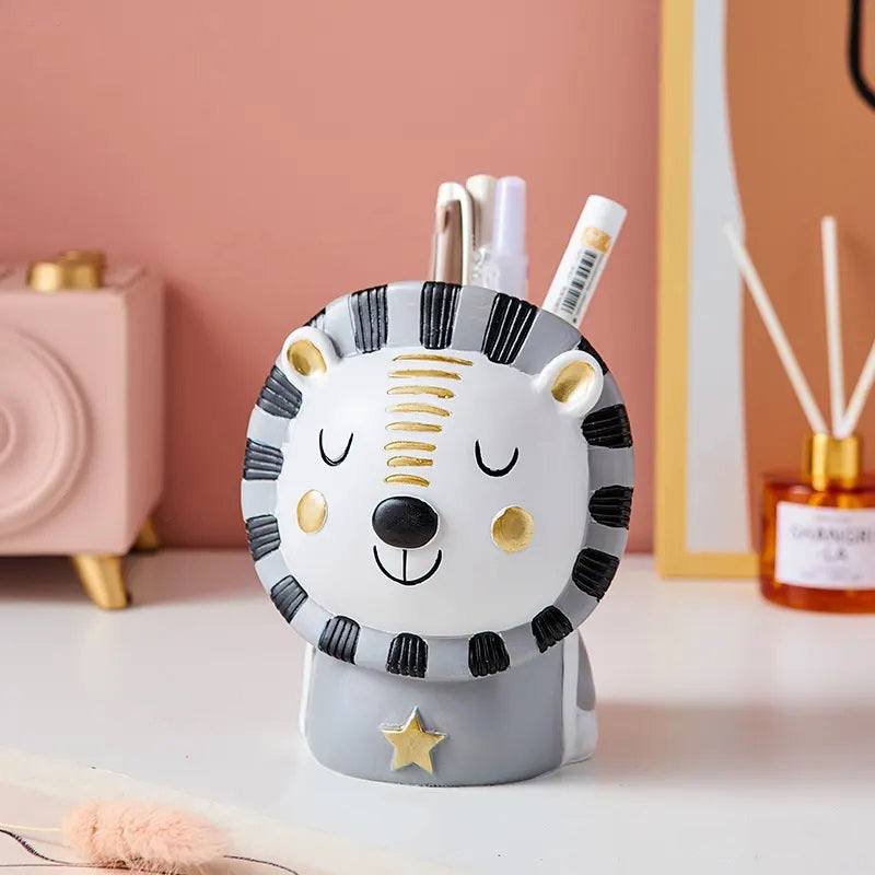 Enhabit Little Lion Pen Holder - Grey Black