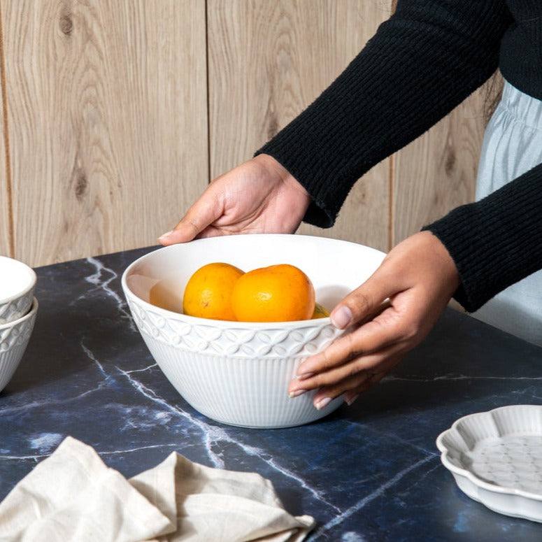 Enhabit Primrose Large Serving Bowl - Chiffon White