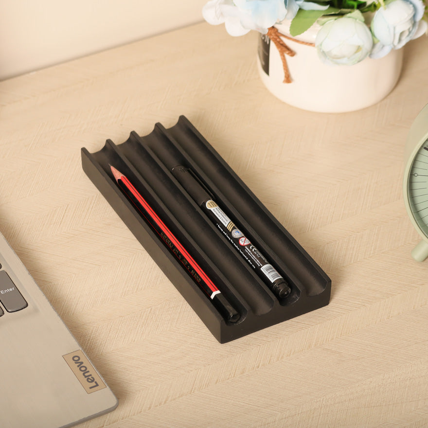 Grooves Pen Tray - Black