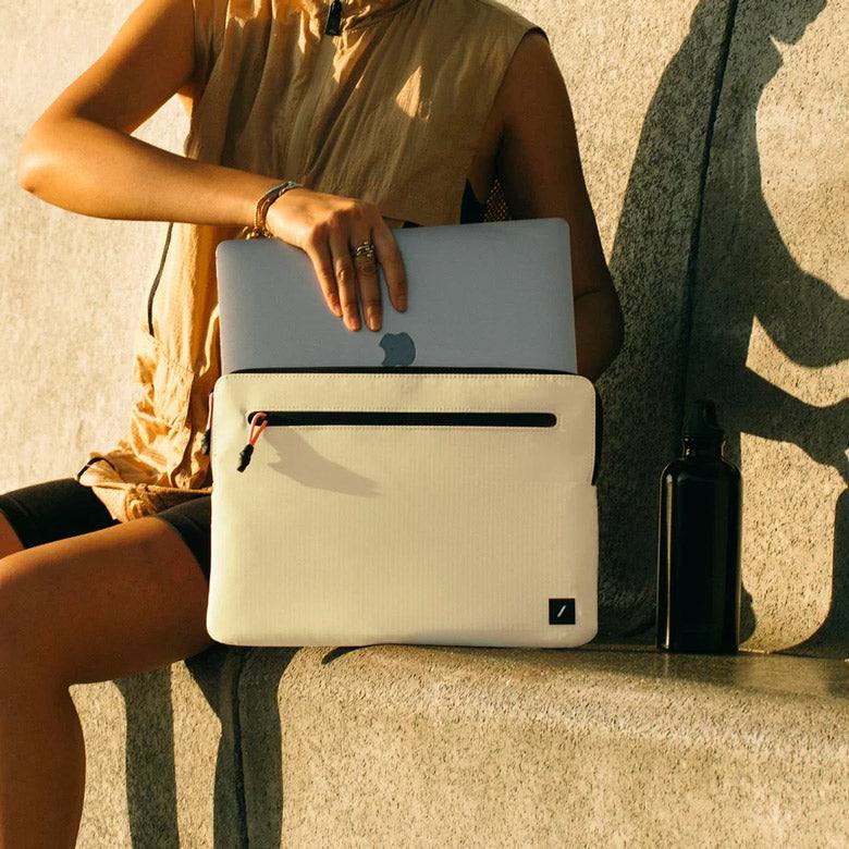 Native Union Ultralight Sleeve for MacBook 14" - Sandstone