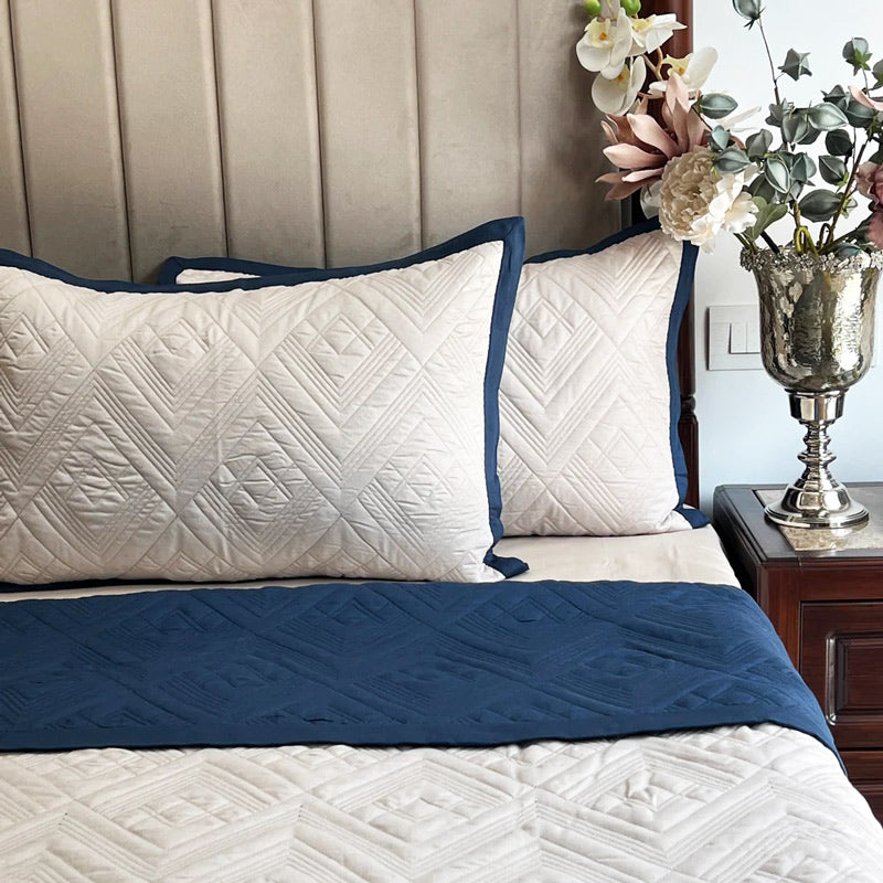 Quilted Cliff Reversible Bedspread - Navy & Ivory